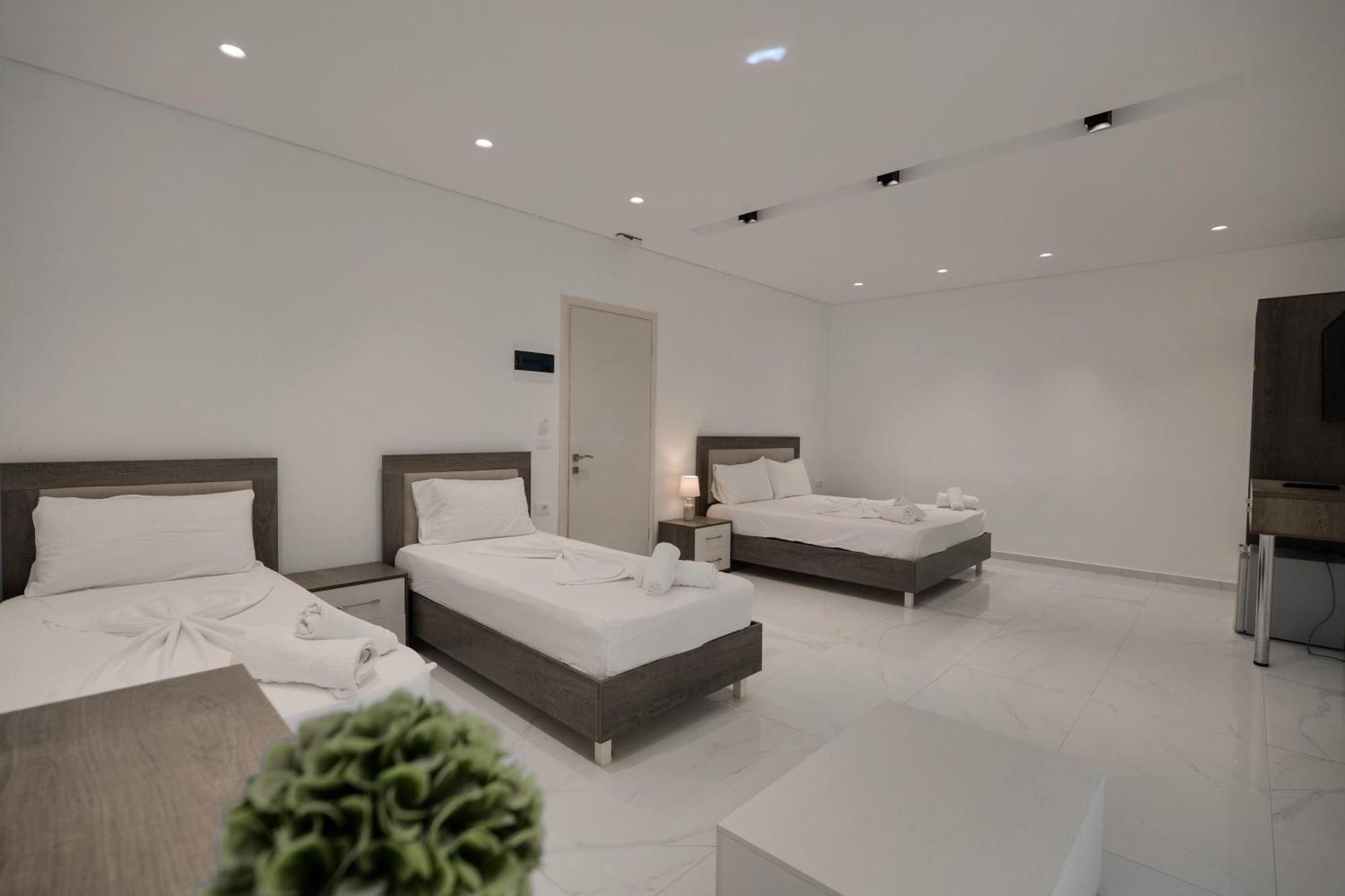 Fabeno Villa ซารานเดอ ภายนอก รูปภาพ