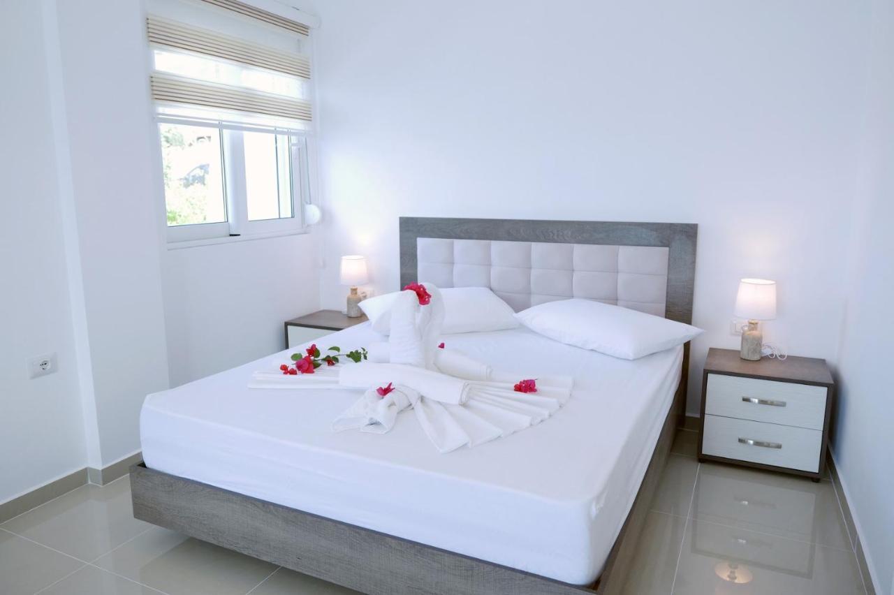 Fabeno Villa ซารานเดอ ภายนอก รูปภาพ